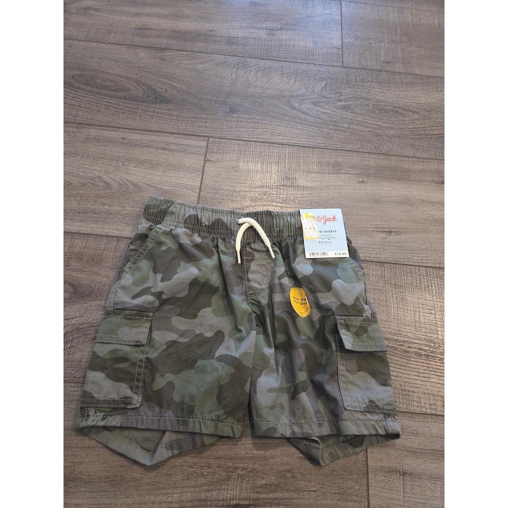 Cat and jack boys shorts size 4-5